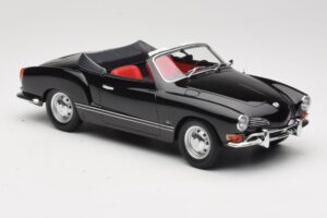 Volkswagen Karmann Ghia カブリオレ ブラック Minichamps 1:18 155054031 メタル - 画像 4/6