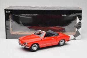 Volkswagen Karmann Ghia カブリオレ レッド Minichamps 1:18 155054030 メタル - 画像 6/6
