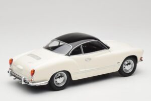 Volkswagen Karmann Ghia クリーム ブラック Minichamps 1:18 155054021 メタル - 画像 2/6