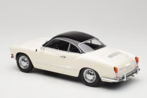 Volkswagen Karmann Ghia クリーム ブラック Minichamps 1:18 155054021 メタル - 画像 5/6