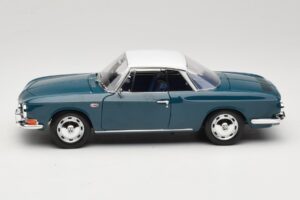 Volkswagen Karmann Ghia Type 34 1500 Sea Blue Norev 1:18 188646 メタル - 画像 4/8