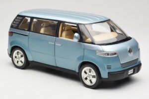 Volkswagen Microbus Concept ライトグリーン Revell 1:18 08444 メタル - 画像 6/8