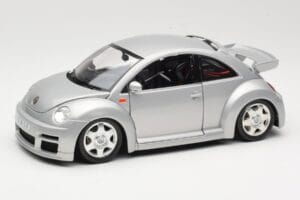 Volkswagen New Beetle RSi シルバー Bburago 1:18 3306 メタル