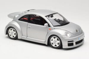 Volkswagen New Beetle RSi シルバー Bburago 1:18 3306 メタル - 画像 6/8