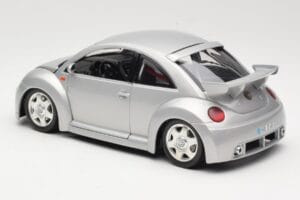Volkswagen New Beetle RSi シルバー Bburago 1:18 3306 メタル - 画像 7/8