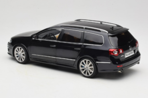Volkswagen Passat B6 R36 Variant ブラック NZG 1:18 KF044-4A メタル - 画像 7/8
