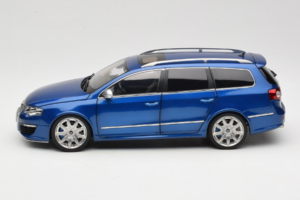 Volkswagen Passat B6 R36 Variant ブルー NZG 1:18 KF044 メタル - 画像 5/9