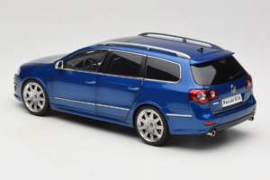 Volkswagen Passat B6 R36 Variant ブルー NZG 1:18 KF044 メタル - 画像 8/9