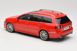 Volkswagen Passat B6 R36 Variant レッド NZG 1:18 KF044-5 メタル - 画像 7/8