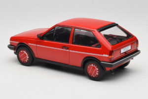 Volkswagen Polo II Coupe Fox MCG 1:18 MCG18523 メタル - 画像 5/6