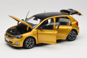 Volkswagen Polo Plus イエロー OEM 1:18 ZVY000009GEL メタル - 画像 2/8