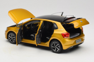 Volkswagen Polo Plus イエロー OEM 1:18 ZVY000009GEL メタル - 画像 5/8