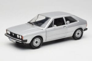 Volkswagen Scirocco GT Mk1 Silver Metallic Revell 1:18 08833 メタル