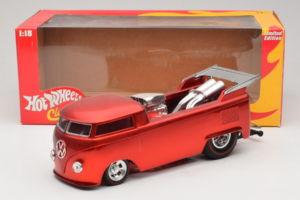 Volkswagen T1 Truck レッド Hot Wheels 1:18 J2895 メタル - 画像 8/8