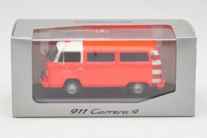 Volkswagen T2 Bus 消防署 Frankfurt レッドバンパー Minichamps 1:43 400053091-V1 メタル - 画像 4/4
