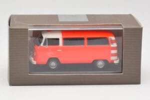 Volkswagen T2 Bus 消防署 Frankfurt Minichamps 1:43 400053091-R メタル - 画像 4/4