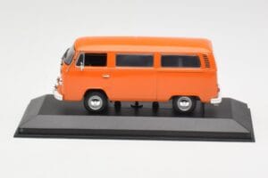 Volkswagen T2 Bus オレンジ Minichamps 1:43 400053000 メタル
