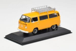 Volkswagen T2 Bus イエロー Minichamps 1:43 400053002 メタル - 画像 2/4