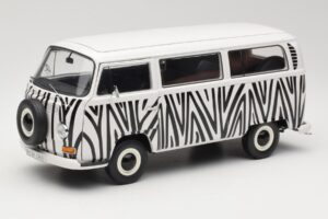Volkswagen T2a Bus Safari Schuco 1:18 00191 メタル