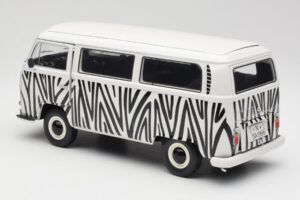 Volkswagen T2a Bus Safari Schuco 1:18 00191 メタル - 画像 7/8