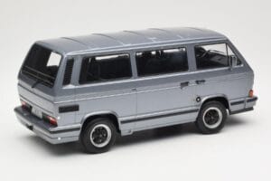 Volkswagen T3 Porsche B32 Minibus ブルー KK-Scale 1:18 KKDC180221 メタル - 画像 2/6