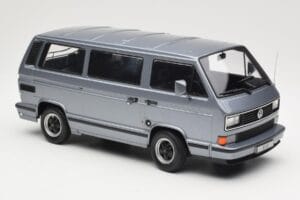 Volkswagen T3 Porsche B32 Minibus ブルー KK-Scale 1:18 KKDC180221 メタル - 画像 4/6