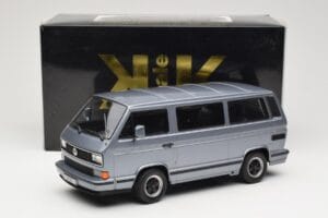 Volkswagen T3 Porsche B32 Minibus ブルー KK-Scale 1:18 KKDC180221 メタル - 画像 6/6