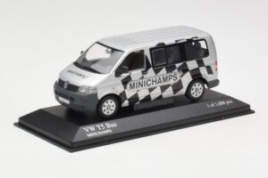 Volkswagen T5 Bus Minichamps Edition Minichamps 1:43 400052202 メタル - 画像 2/4