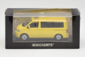 Volkswagen T5 Bus イエロー Minichamps 1:43 842902111 メタル - 画像 4/4