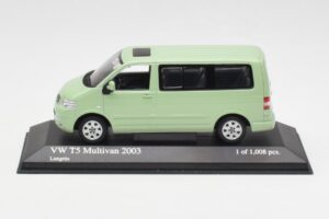 Volkswagen T5 Multivan California ライムグリーン Minichamps 1:43 400052201 メタル