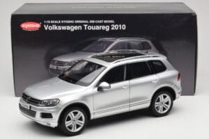 Volkswagen Touareg 7L Silver Metallic Kyosho 1:18 8821CS メタル - 画像 8/8