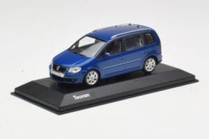 Volkswagen Touran ブルー Minichamps 1:43 TOURAN002 メタル - 画像 2/4