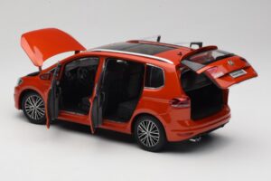Volkswagen Touran 5T オレンジ Paudi Model 1:18 ZVE000003ORA メタル - 画像 5/8