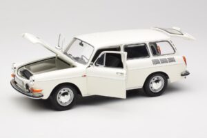 Volkswagen Type 3 1600 L Variant ポリス Minichamps 1:18 100051091 メタル - 画像 2/8