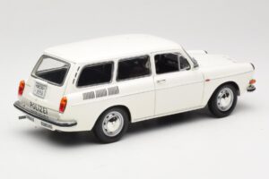 Volkswagen Type 3 1600 L Variant ポリス Minichamps 1:18 100051091 メタル - 画像 3/8