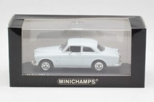Volvo 121 Amazon ブライトブルー Minichamps 1:43 430171007 メタル - 画像 4/4