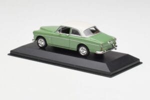 Volvo 121 Amazon ライトグリーン＆ホワイト Minichamps 1:43 430171005 メタル - 画像 3/4