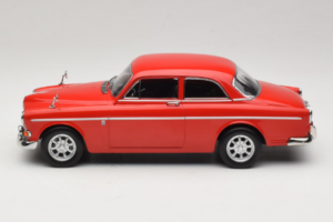 Volvo 123 GT レッド Norev 1:18 188741 メタル - 画像 3/6