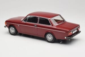 Volvo 142 ダークレッド MCG 1:18 MCG18443 メタル - 画像 5/6