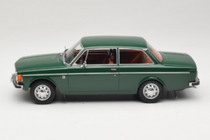 Volvo 142 グリーン MCG 1:18 MCG18005 メタル - 画像 3/6
