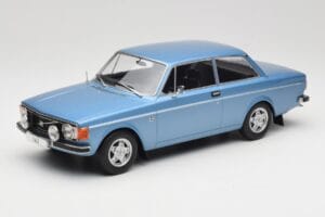 Volvo 142 ライトブルー MCG 1:18 MCG18444 メタル
