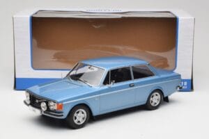 Volvo 142 ライトブルー MCG 1:18 MCG18444 メタル - 画像 6/6