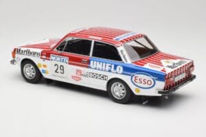 Volvo 142 #29 M. Alen / I. Kivimaki Rally 1000 Lakes 1973 MCG 1:18 MCG18528R メタル - 画像 5/6