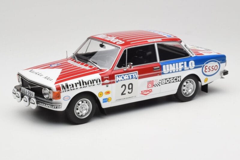 Volvo 142 #29 M. Alen / I. Kivimaki Rally 1000 Lakes 1973 MCG 1:18 MCG18528R メタル