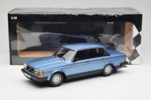 Volvo 240 GL ブルーメタリック Minichamps 1:18 155171404 メタル - 画像 6/6