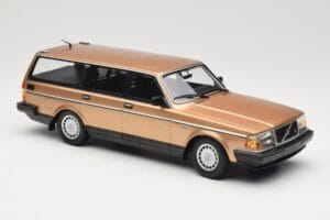 Volvo 240 GL ステーションワゴン Gold Metallic Minichamps 1:18 155171415 メタル - 画像 4/6