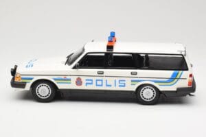 Volvo 240 GL ステーションワゴン Polis Sweden Minichamps 1:18 155171480 メタル - 画像 3/6