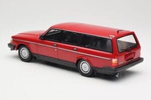Volvo 240 GL ステーションワゴン レッド Minichamps 1:18 155171411 メタル - 画像 5/6