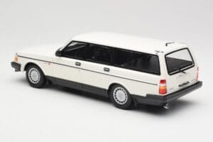 Volvo 240 GL ステーションワゴン ホワイト Minichamps 1:18 155171412 メタル - 画像 5/6