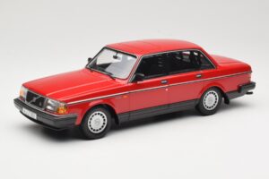 Volvo 240 GL ダークレッド Minichamps 1:18 166171401 メタル